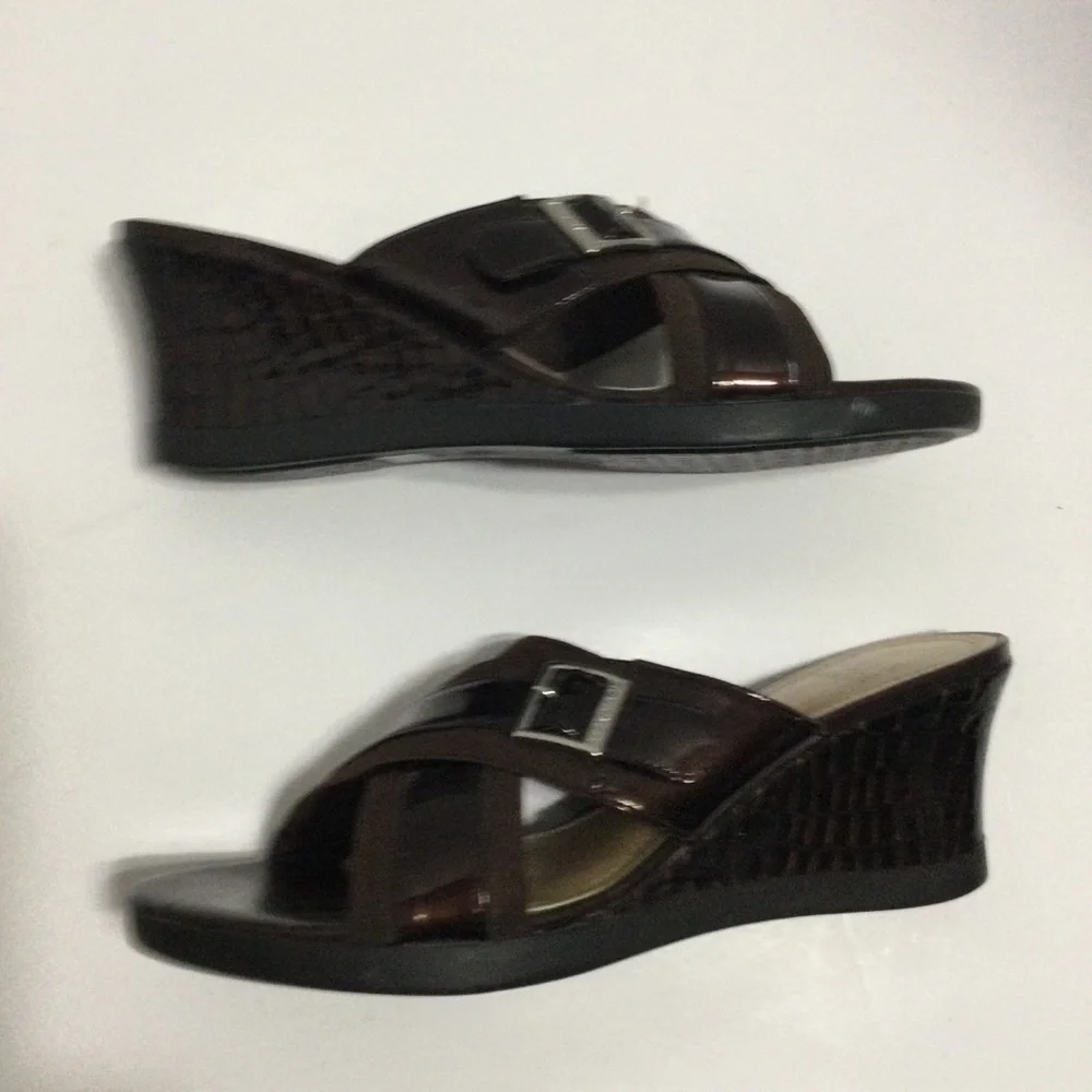Alex Marie Emerge Women’s Brown crossover on top 3 in wedge heel Size 8 New‎